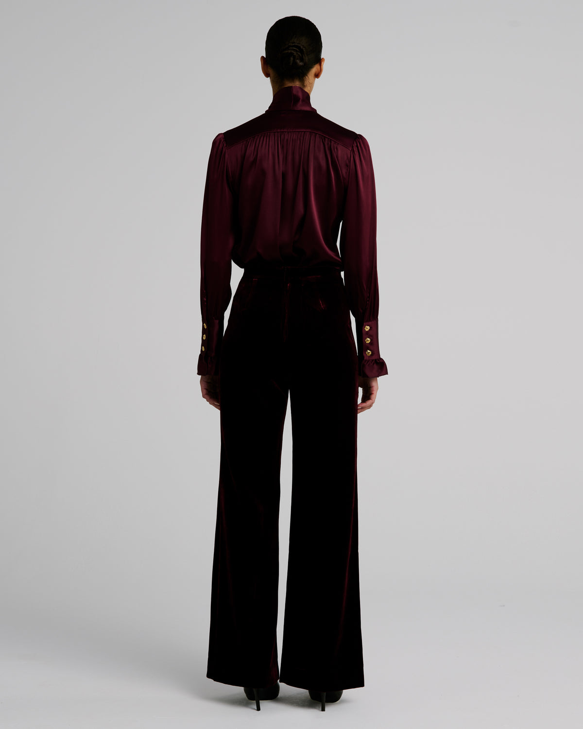 Davinhor Trousers in burgundy Silk Velvet