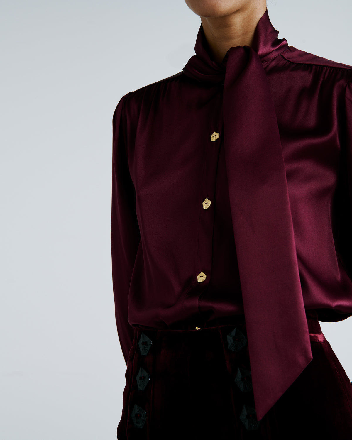 Ambrosi Blouse in burgundy Silk Satin
