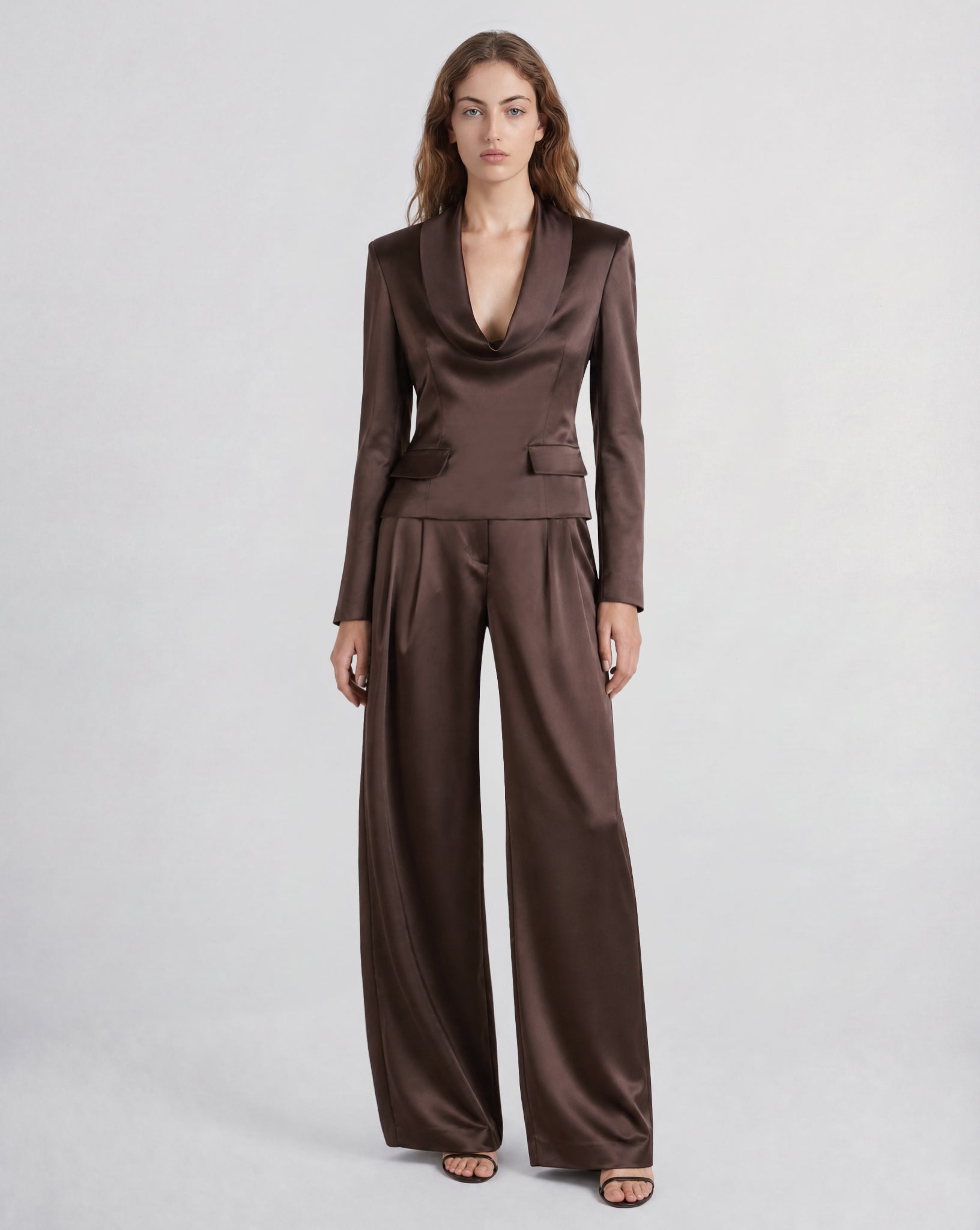 Kendall blouse in fluid cady satin with padded shoulders
