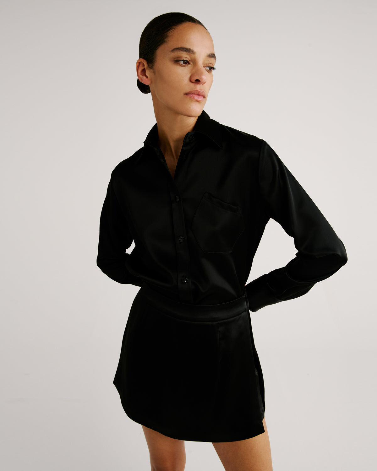 Minnie Skort in black Cady Satin