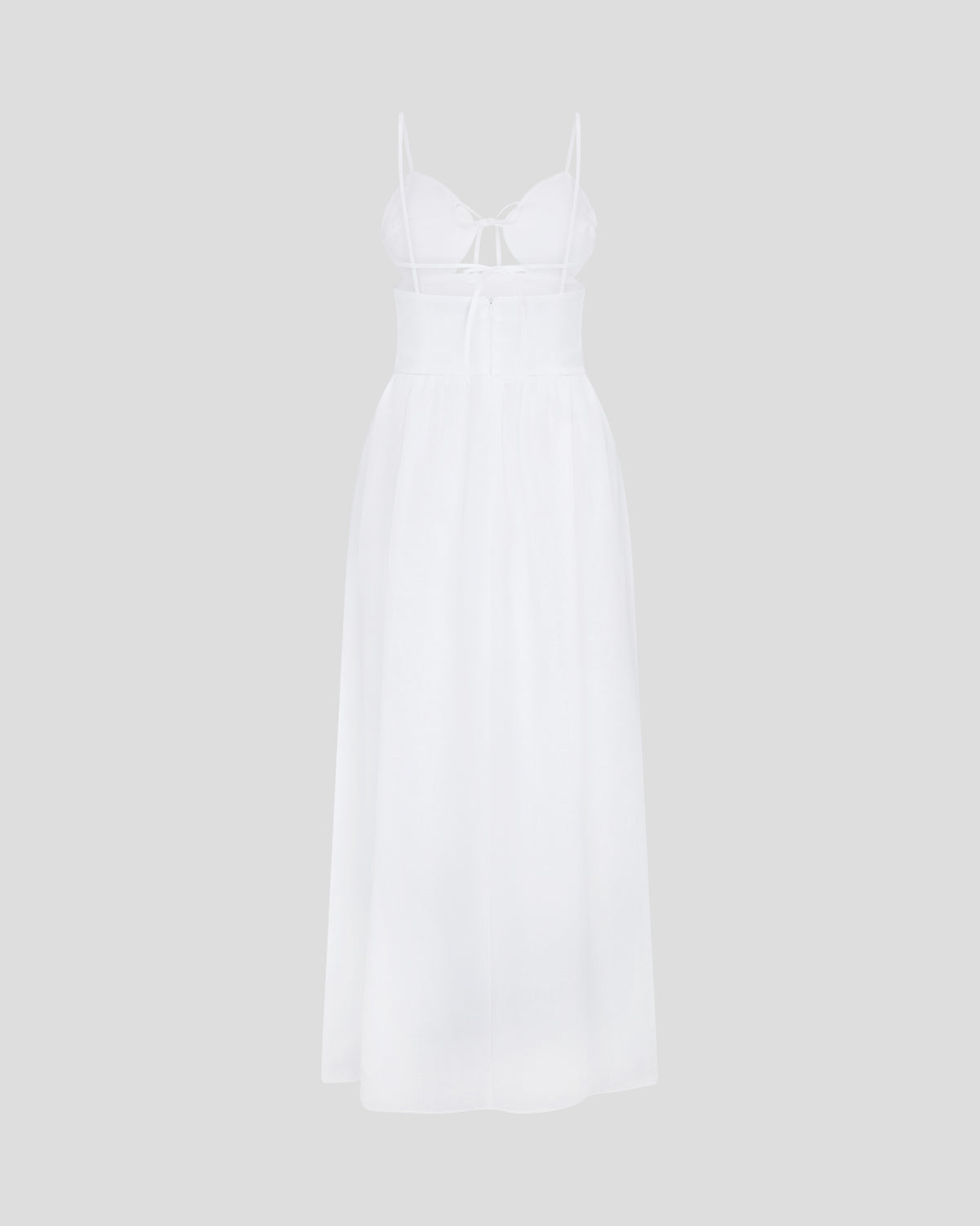 Regina dress in sculptural linen with an embroidered bodice