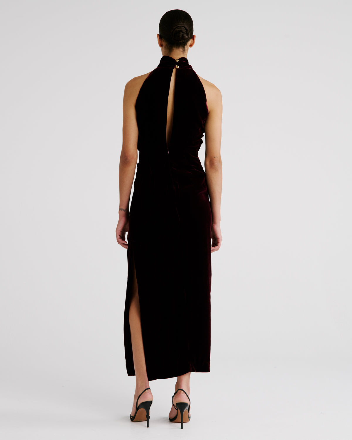 Merisi Dress in silk velvet with a statement halterneck