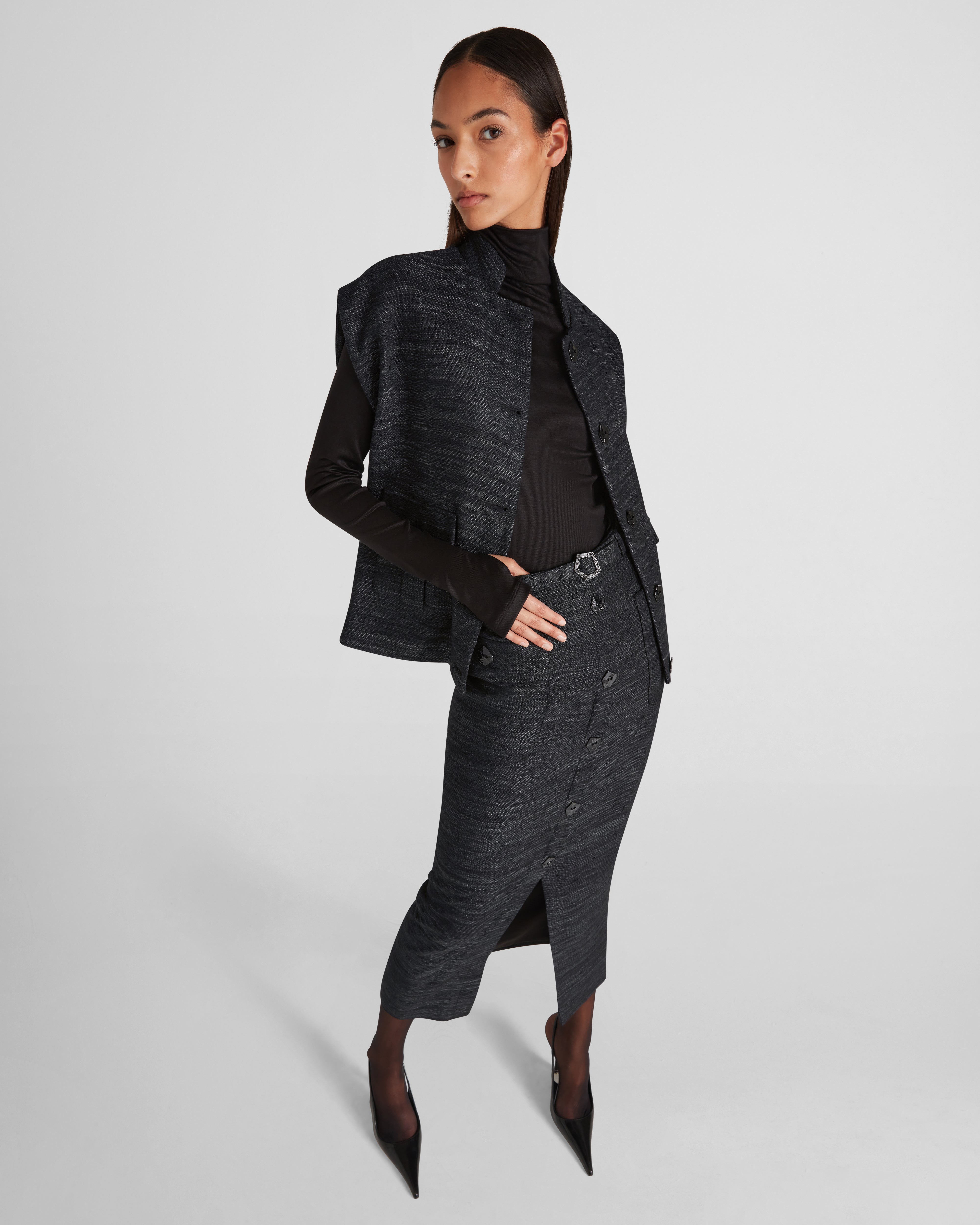 Corot skirt in belted silk tweed with structured intent