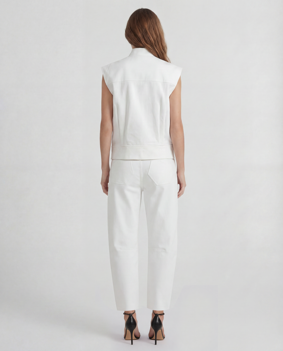 Fia Vest in white Organic Cotton Denim
