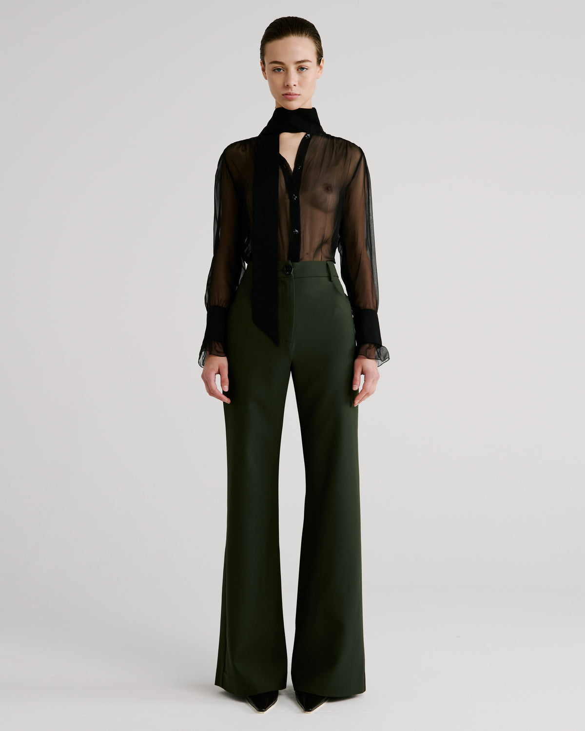 Francis Trousers in green Wool Crepe