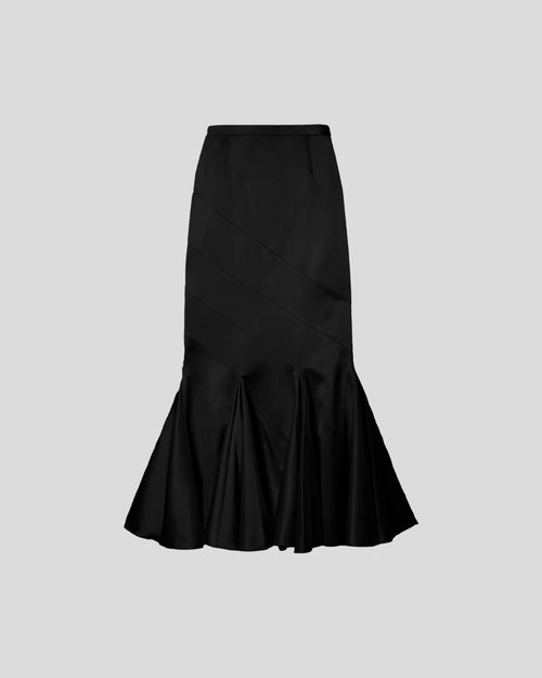 Gentileschi skirt in cady satin with a sculptural flare