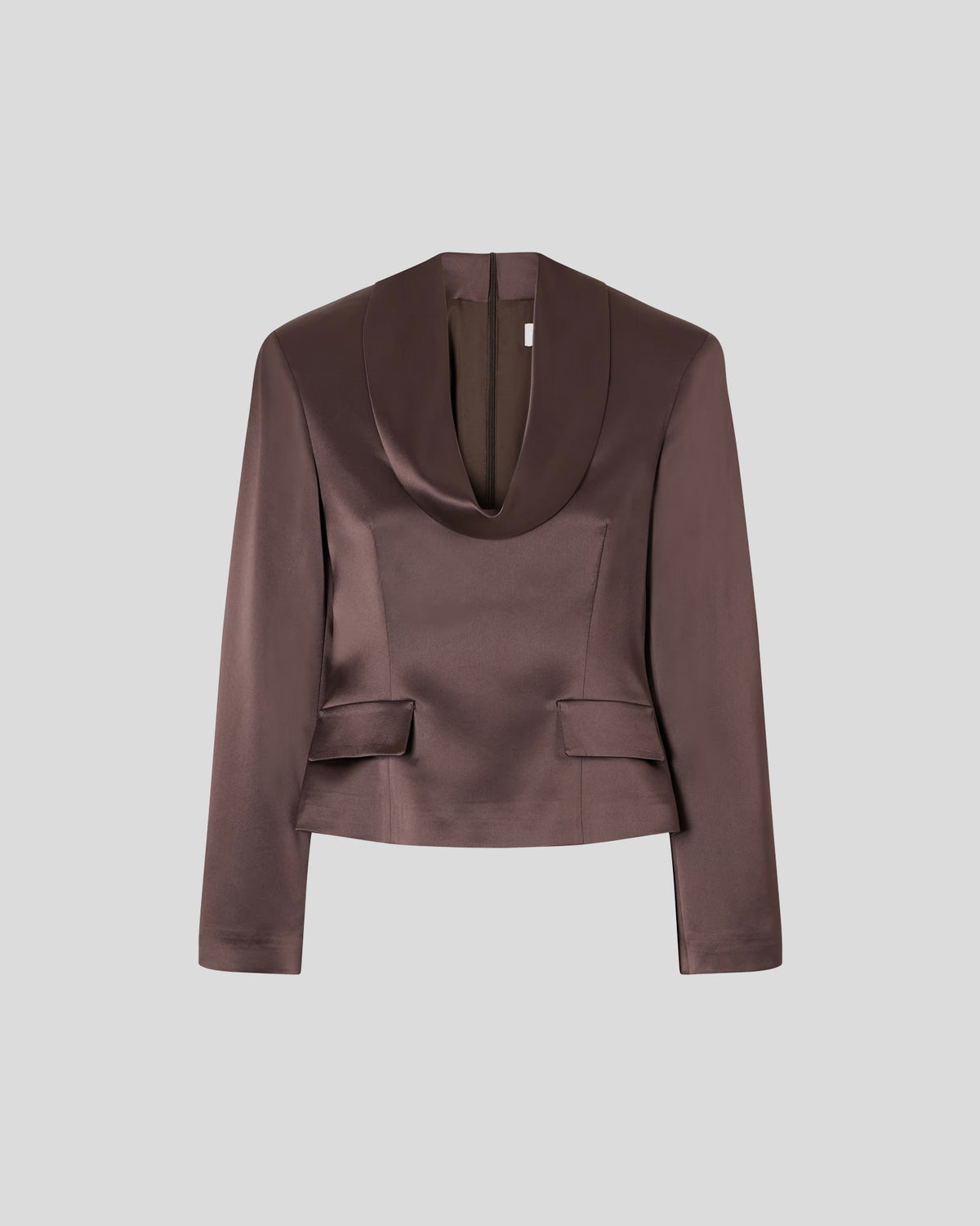 Kendall blouse in fluid cady satin with padded shoulders