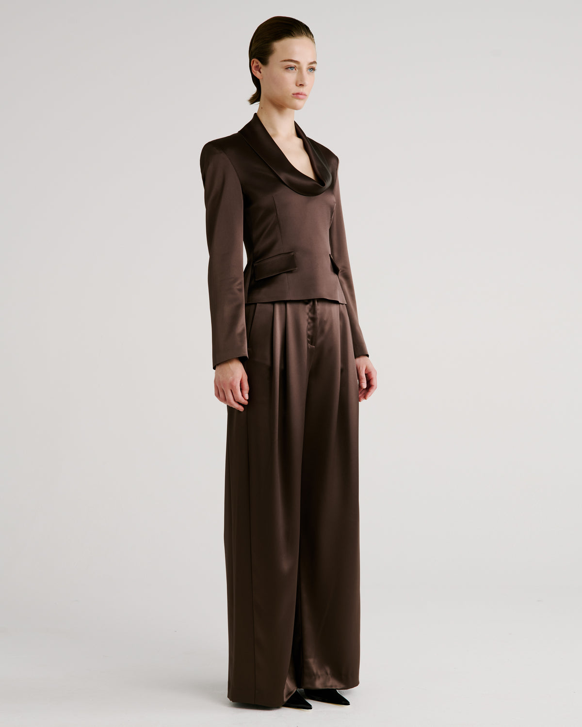 Kendall Blouse in brown Cady Satin