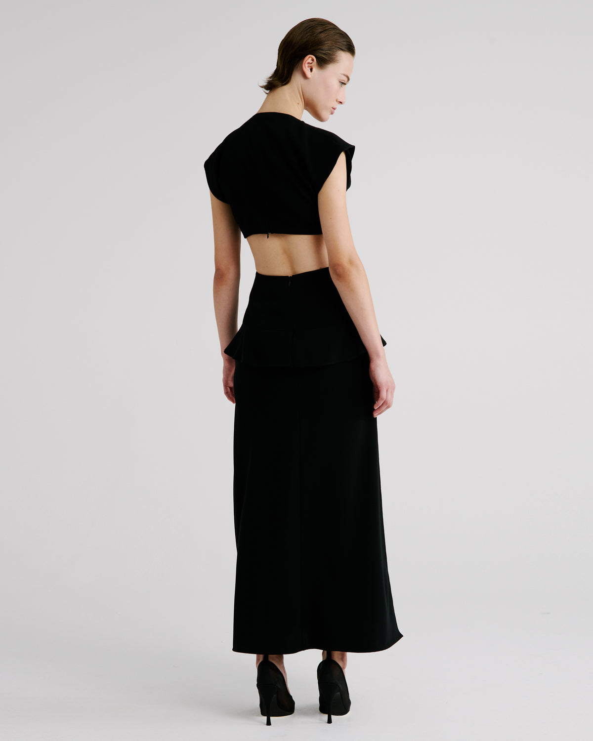Leonida Dress in black Cady