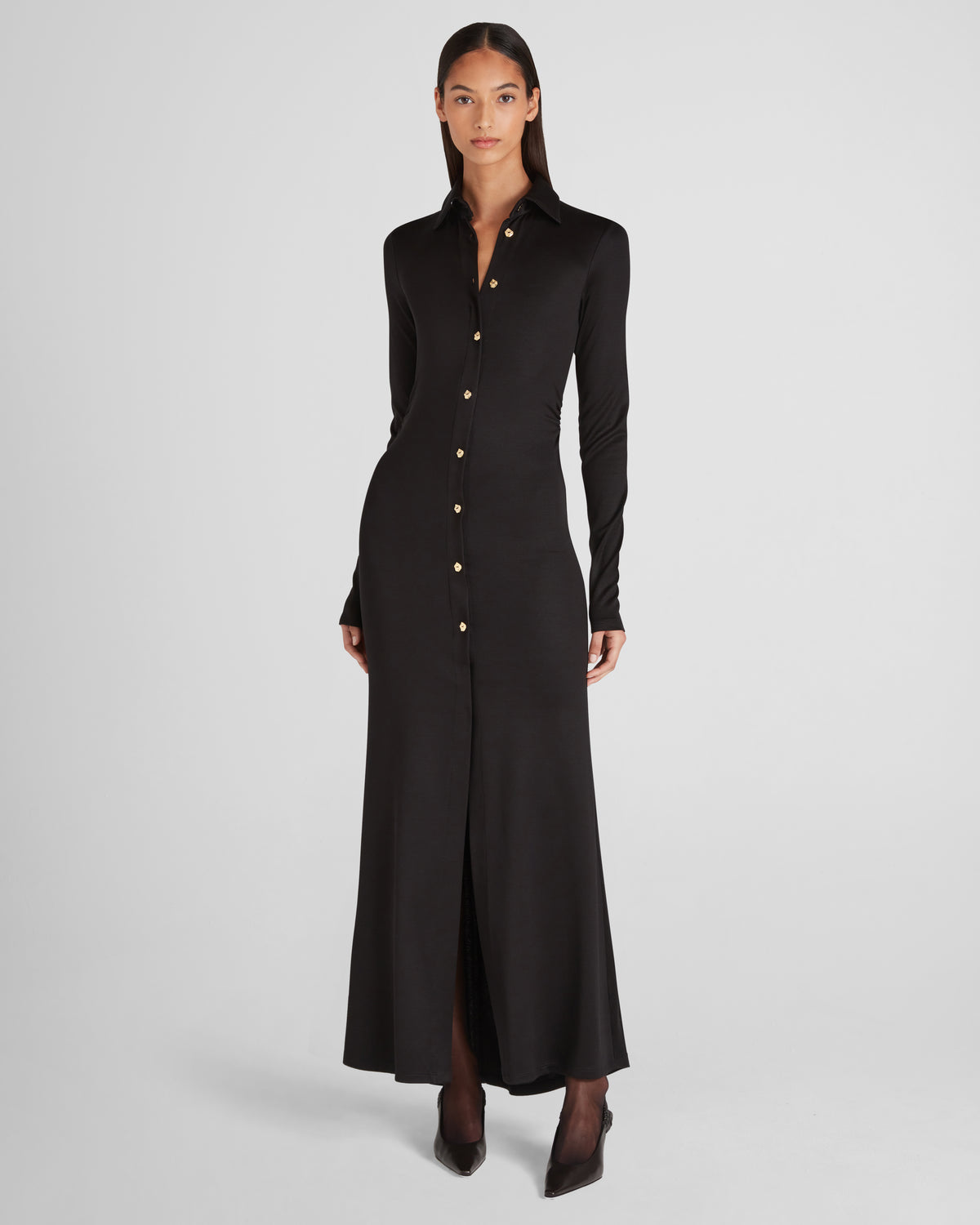 Deanna dress in sculptural silk jersey with a sharp collar