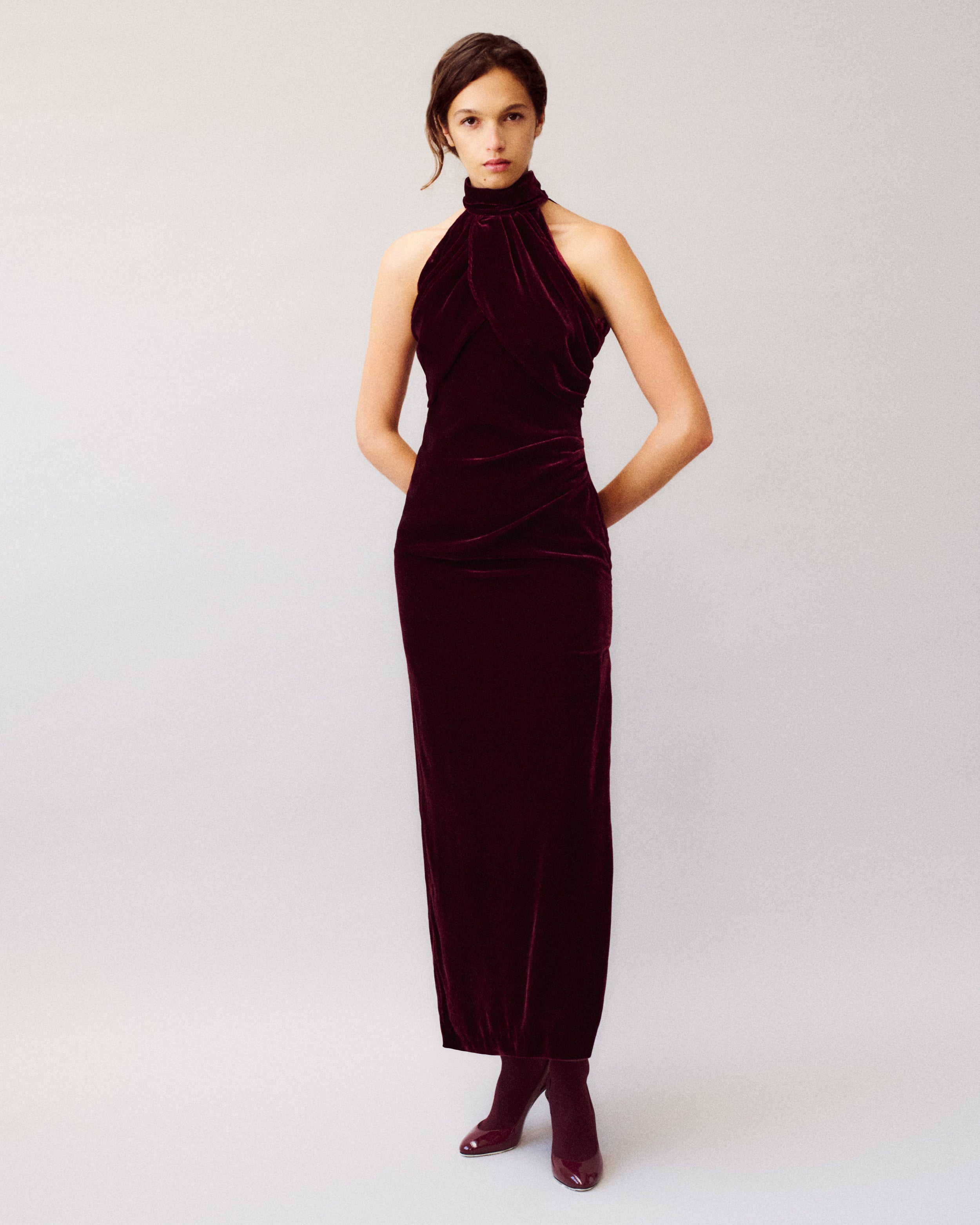 Merisi Dress in silk velvet with a statement halterneck