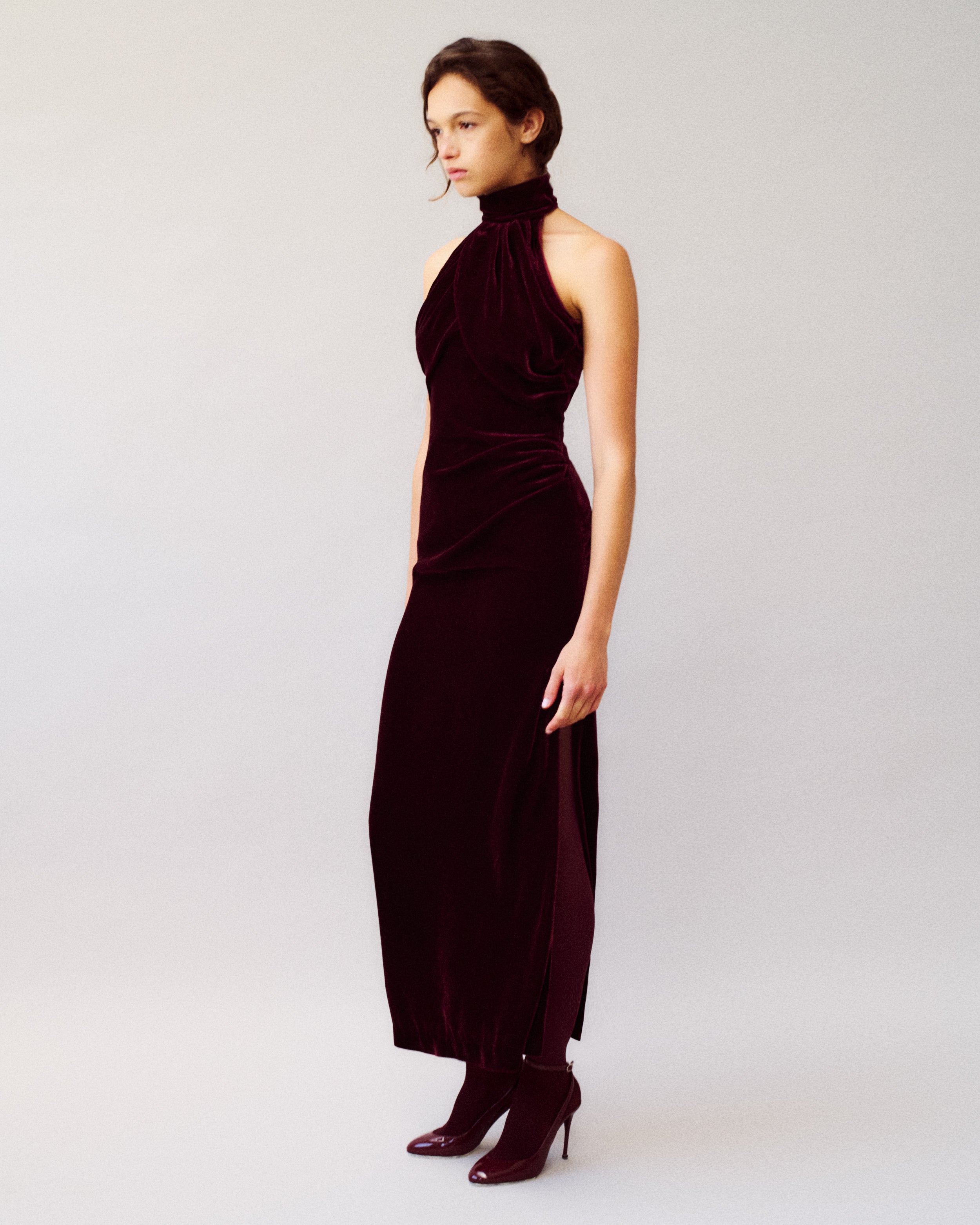 Merisi Dress in silk velvet with a statement halterneck