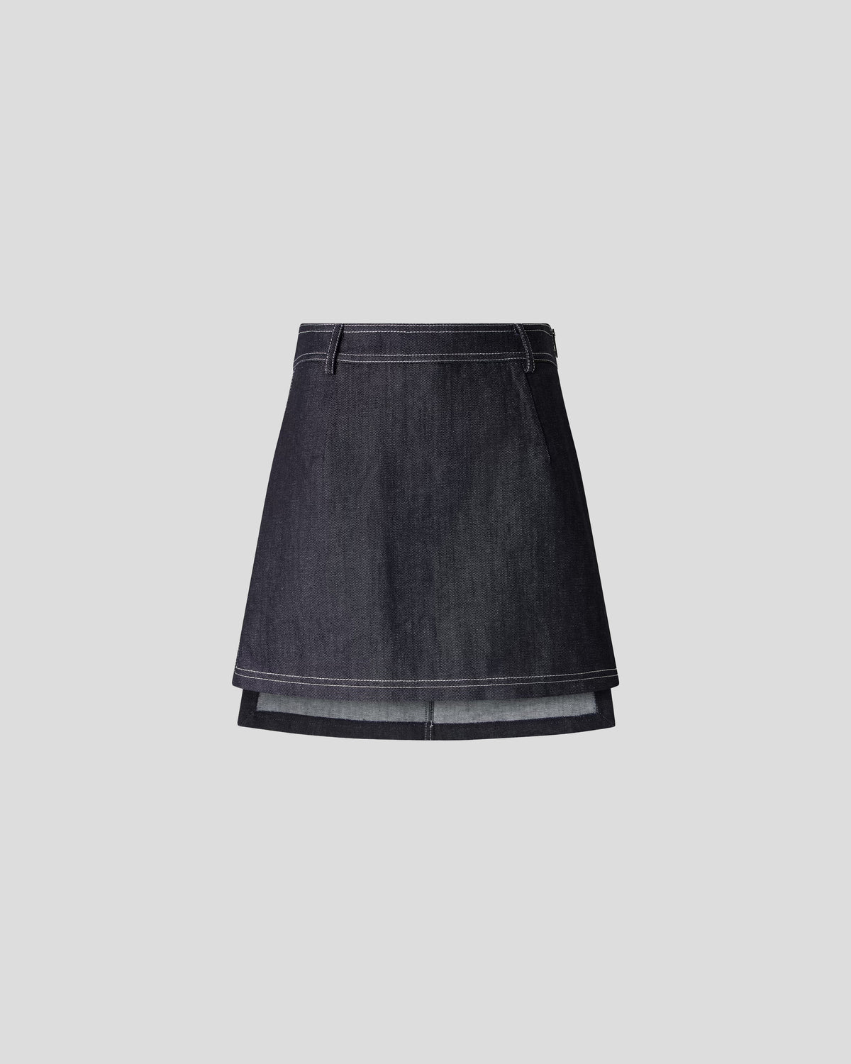 Minnie skort in organic denim with button