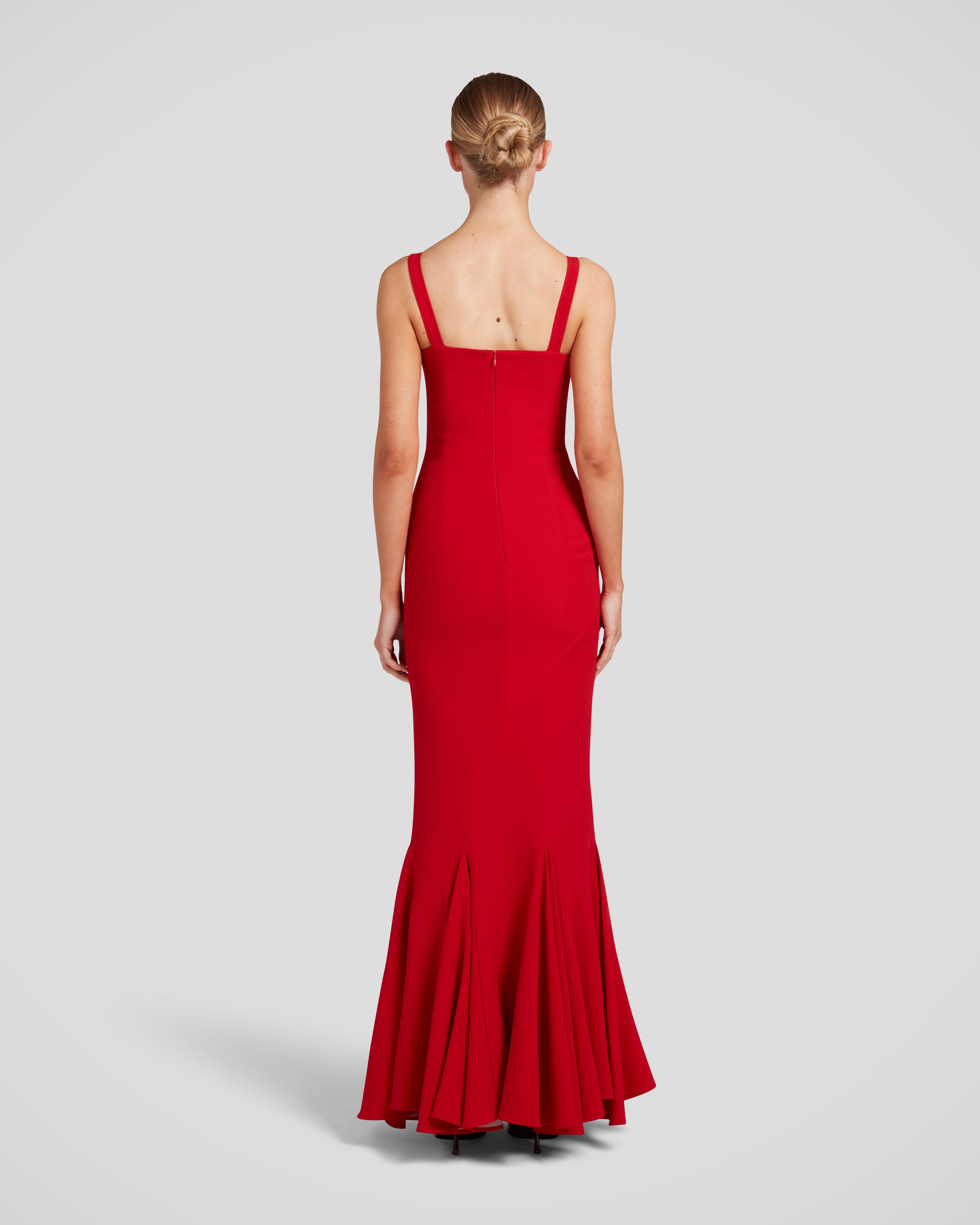 Petrarca dress with a sculptural bodice and intentional form