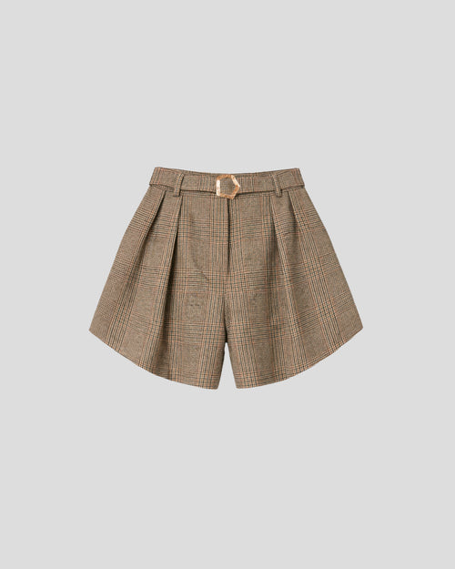 Sherman wool shorts with pleats and a sculptural belt