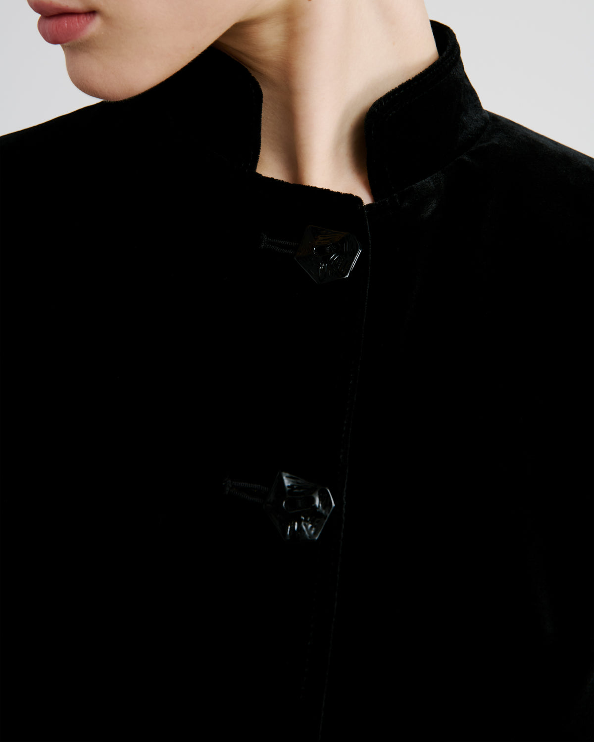 Vicente Jacket in black Silk Velvet