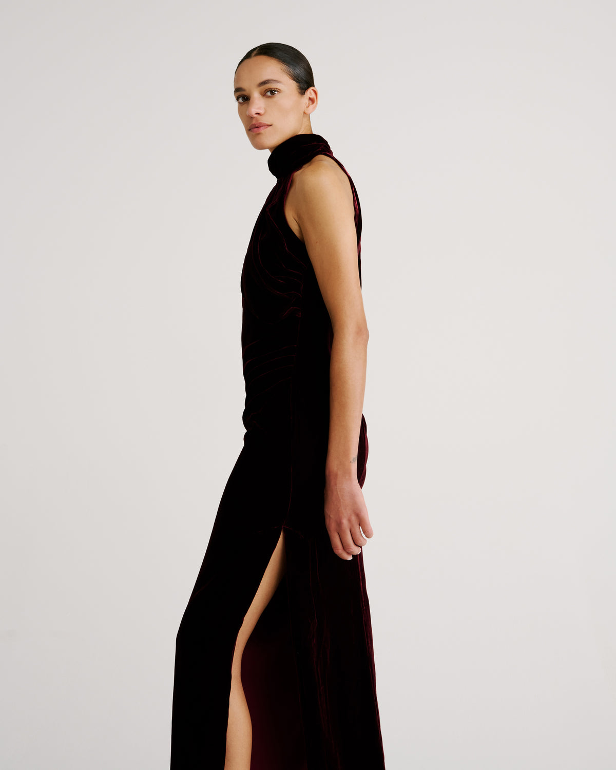 Merisi Dress in silk velvet with a statement halterneck