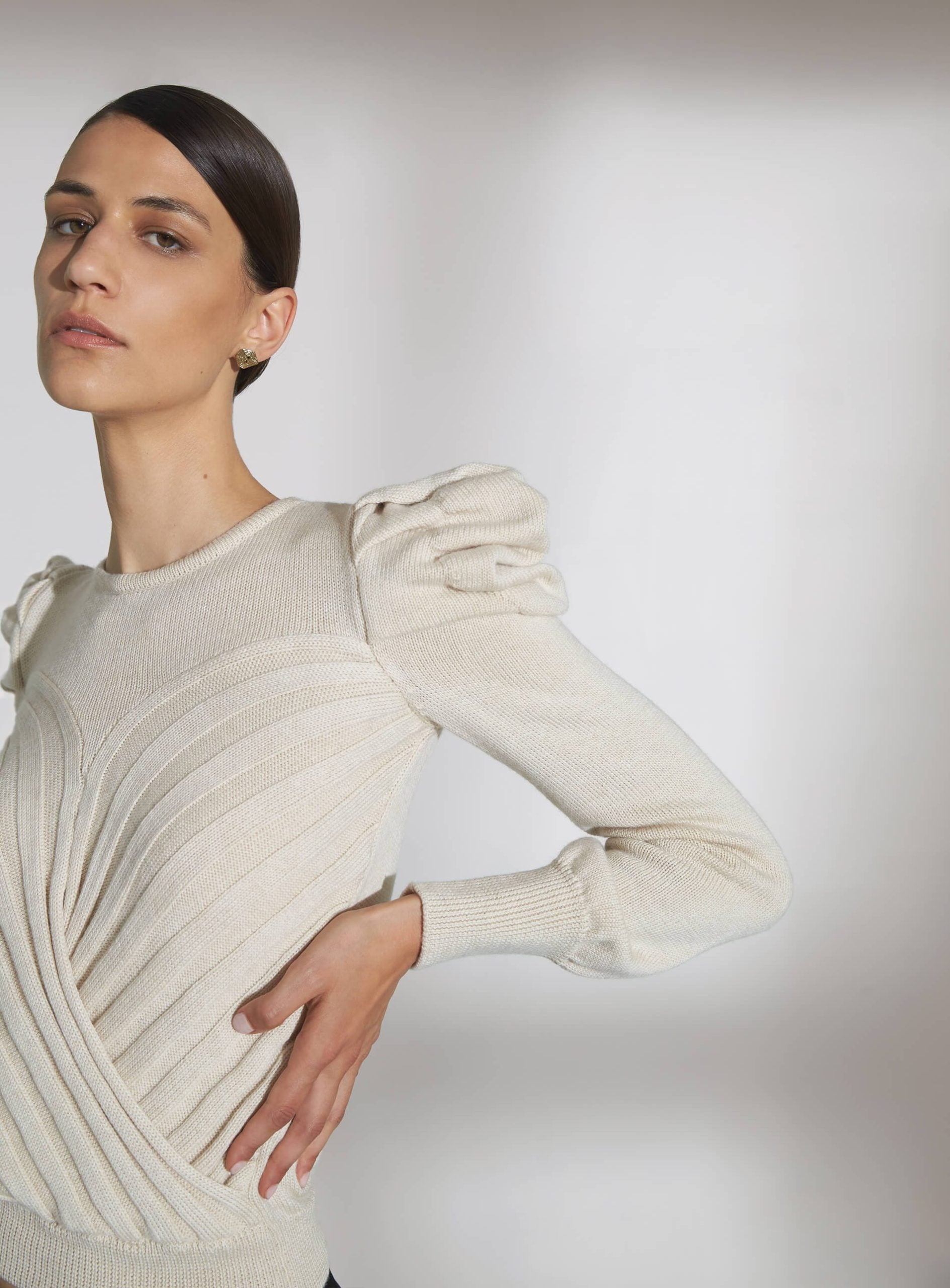 Yayoy Knit Sweater in ecru Zegna Cashwool® Merino Wool
